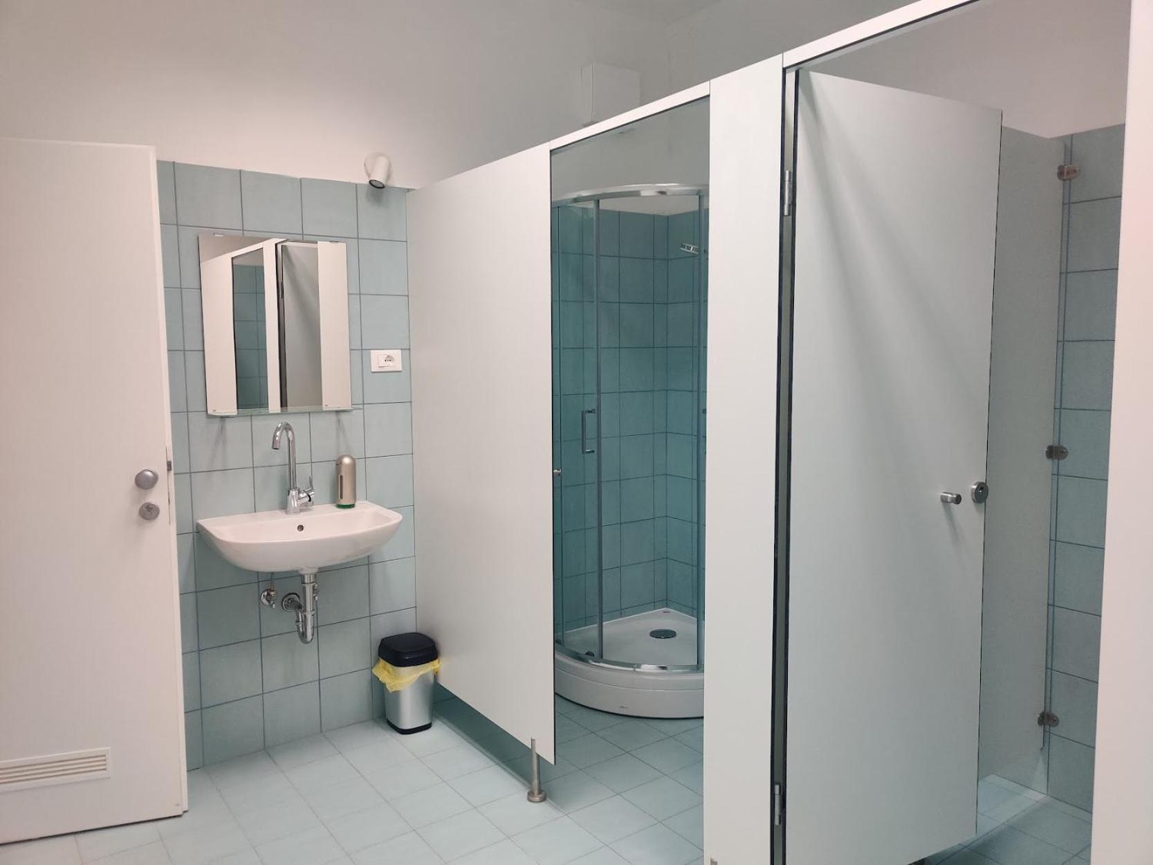 Hotel Prenocisca Center Mir In Dobro Solkan Zewnętrze zdjęcie